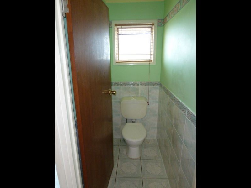 21 Charles Street, Birkdale QLD 4159