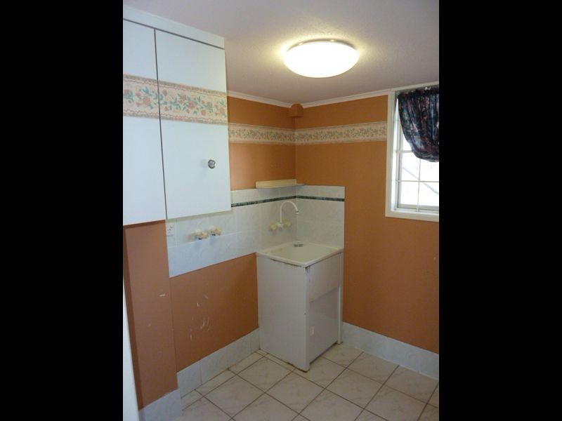 21 Charles Street, Birkdale QLD 4159