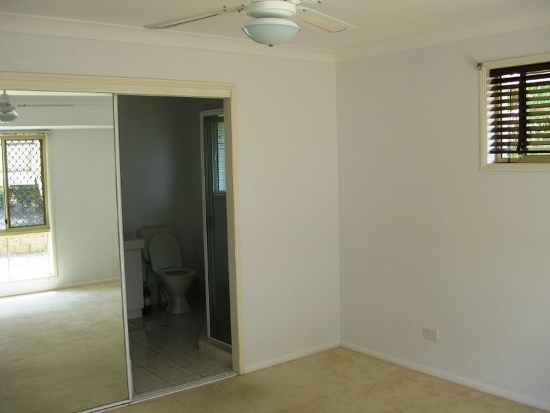 40 Redgrove Av, Wellington Point QLD 4160