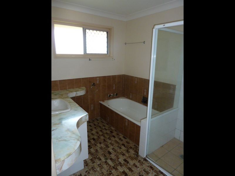 4 Ascot Court, Alexandra Hills QLD 4161