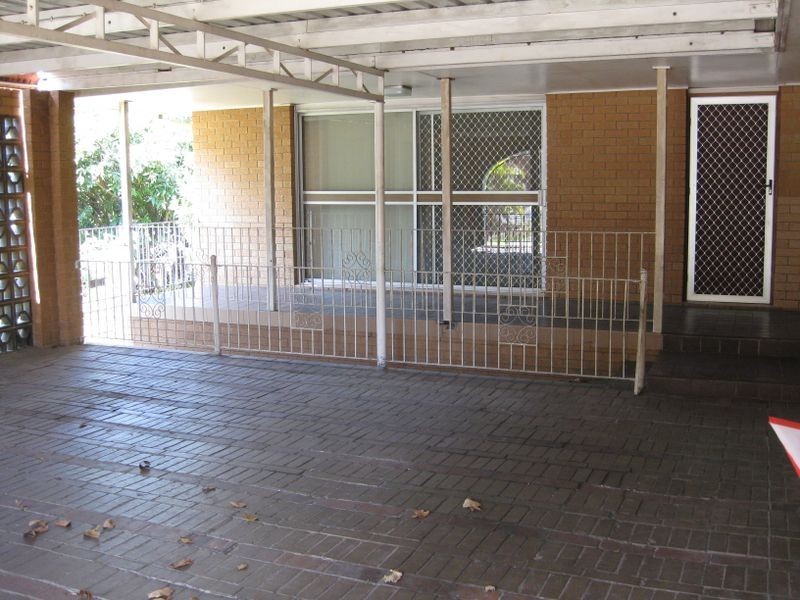 4 Vienna Rd, Alexandra Hills QLD 4161