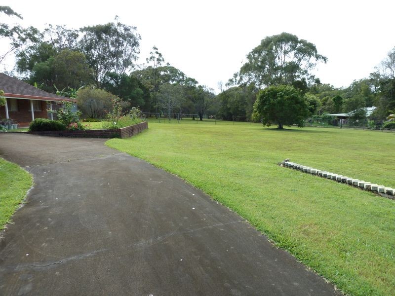 33 Lyndon Rd, Sheldon QLD 4157