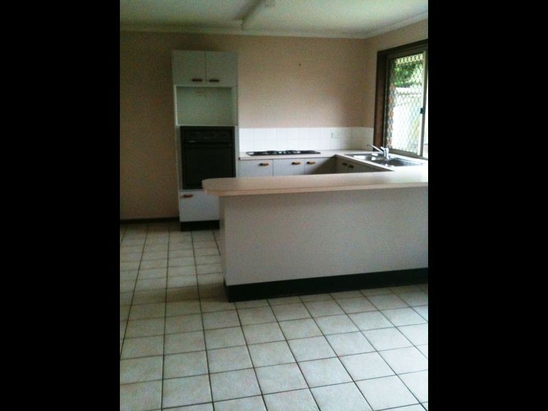 1 Hixon Court, Alexandra Hills QLD 4161