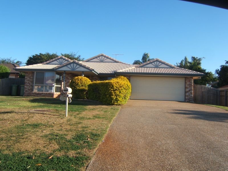 25 Seaholly Crescent, Victoria Point QLD 4165