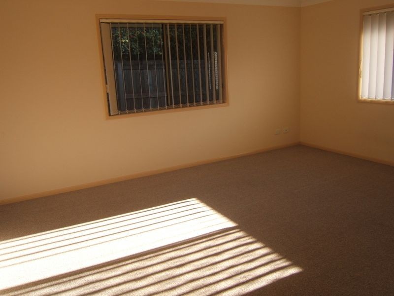 25 Seaholly Crescent, Victoria Point QLD 4165