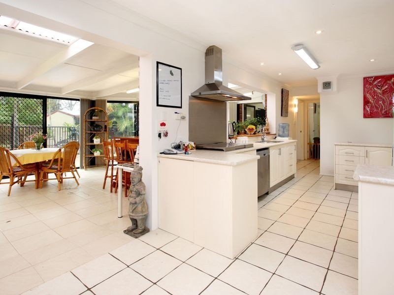 13 Beenwerrin Cr, Capalaba QLD 4157