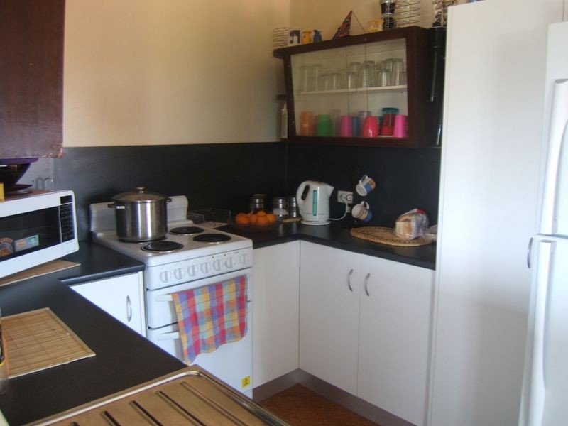 8 Elizabeth Drive, Alexandra Hills QLD 4161