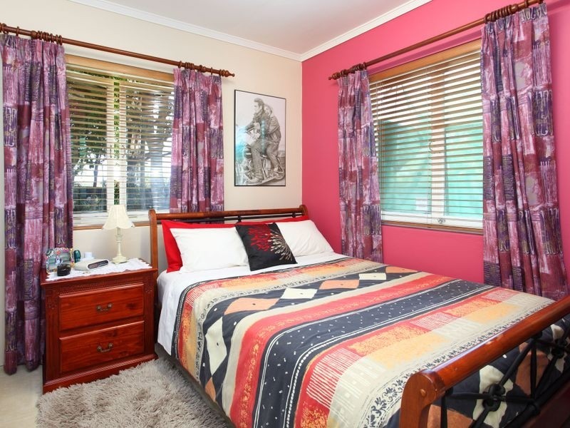 241 Redland Bay Rd, Capalaba QLD 4157