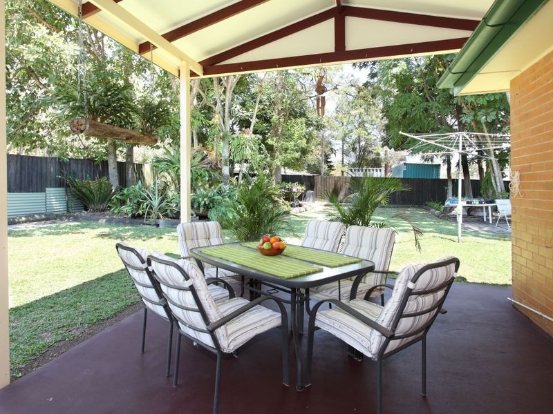 241 Redland Bay Rd, Capalaba QLD 4157