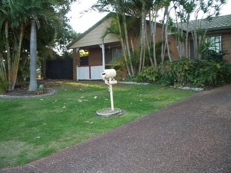 2 Zambelli Street, Victoria Point QLD 4165