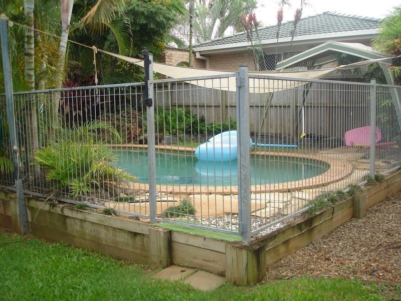 2 Zambelli Street, Victoria Point QLD 4165