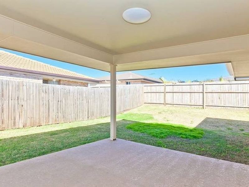 19 Pentecost Place, Redland Bay QLD 4165