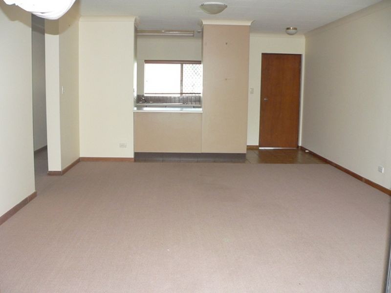 2/11 Wharf Street, Cleveland QLD 4163