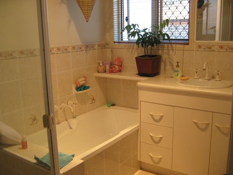 6 Serena Court, Birkdale QLD 4159