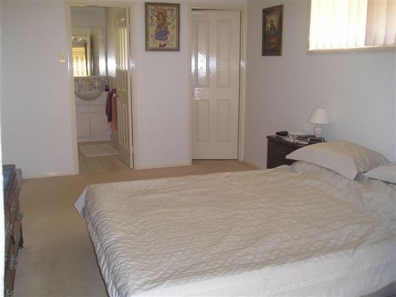 6 Serena Court, Birkdale QLD 4159