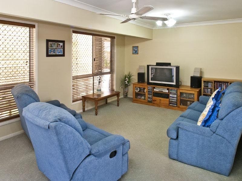 11 26-28 Holland Crs, Capalaba QLD 4157