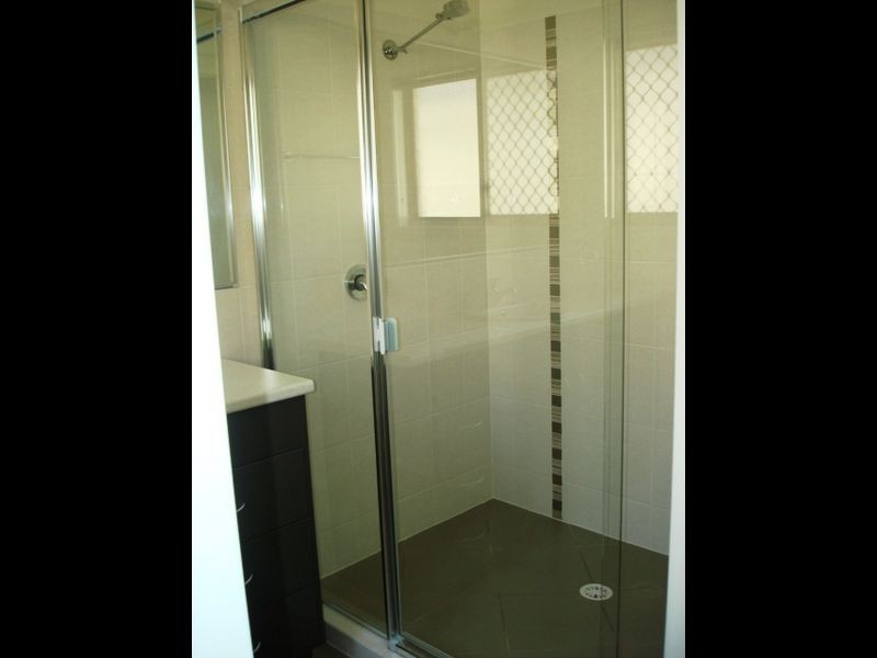 17 Myra Street, Birkdale QLD 4159