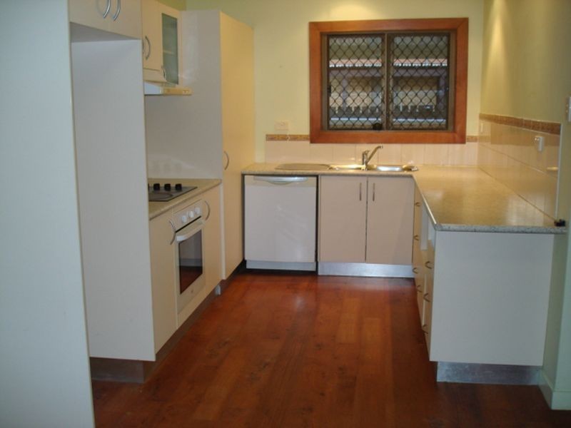 21 Phillip Street, Redland Bay QLD 4165