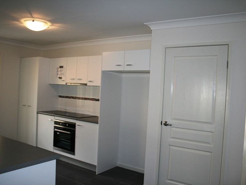 18 Orlando Drive, Holmview QLD 4207