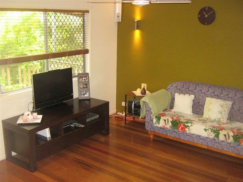 4 James Street, Capalaba QLD 4157
