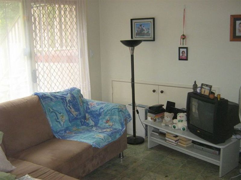 4 James Street, Capalaba QLD 4157