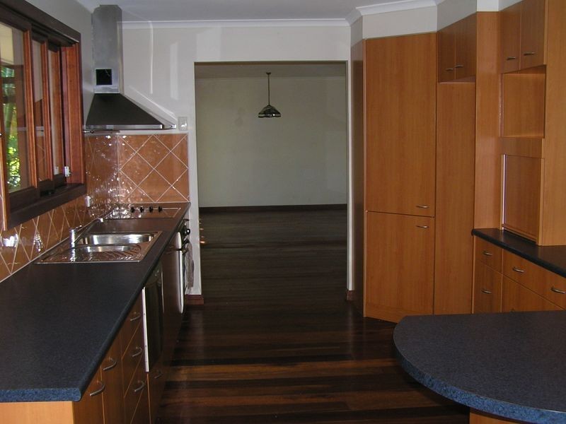 4 Mamala Street, Birkdale QLD 4159