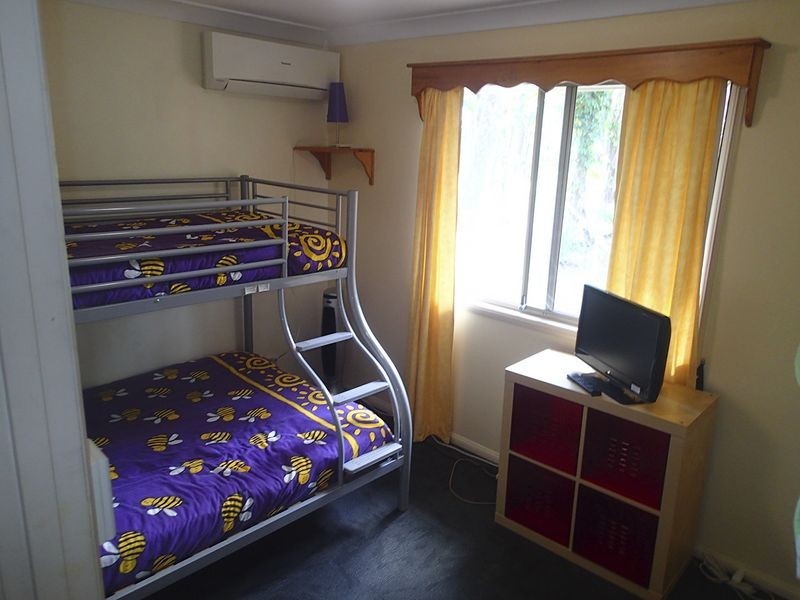 19 Perulpa Street, Coochiemudlo Island QLD 4184