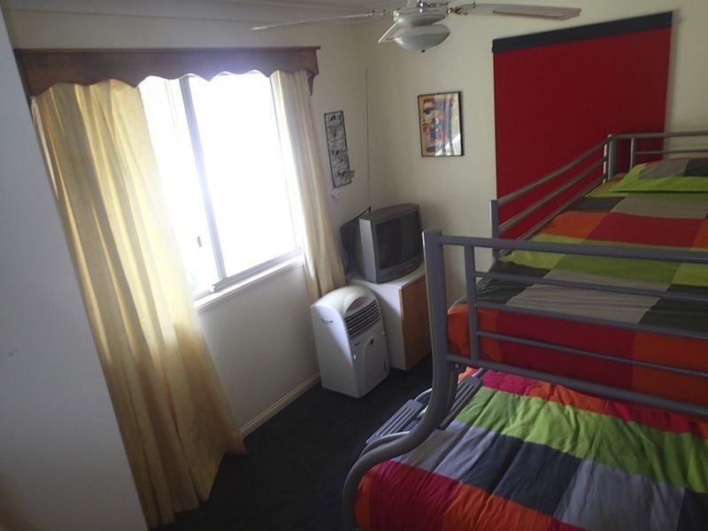 19 Perulpa Street, Coochiemudlo Island QLD 4184