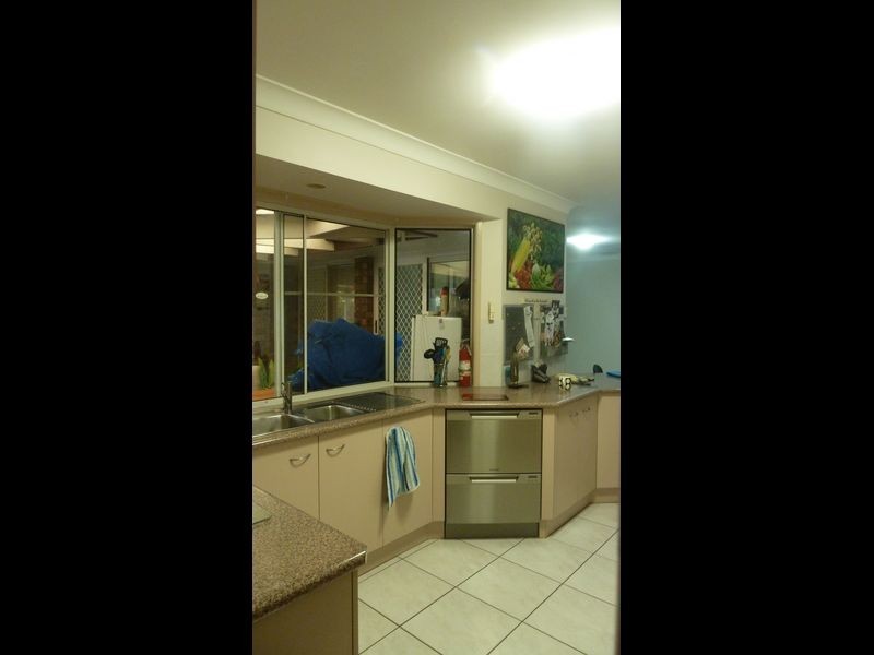 37 Gundagai Drive, Capalaba QLD 4157
