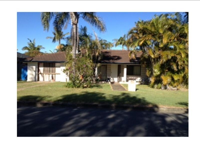 10 Linda Street, Birkdale QLD 4159