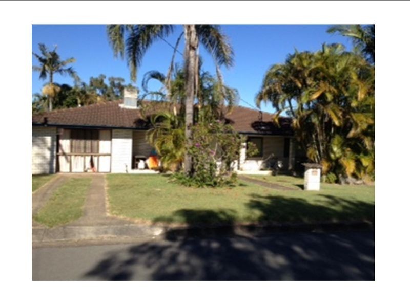 10 Linda Street, Birkdale QLD 4159