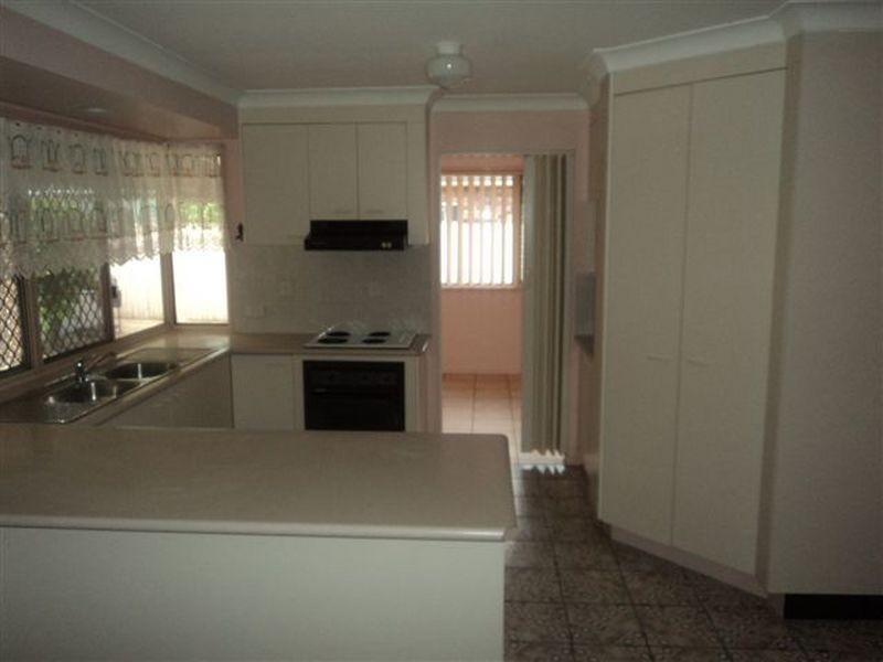 8 Palgold Court, Birkdale QLD 4159