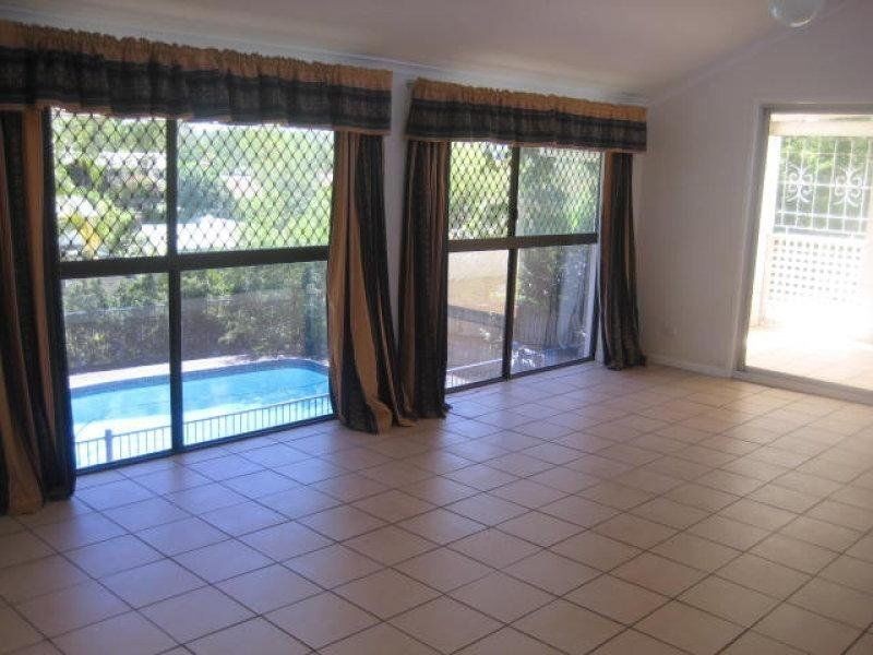 14 Moonlight Street, Kenmore QLD 4069