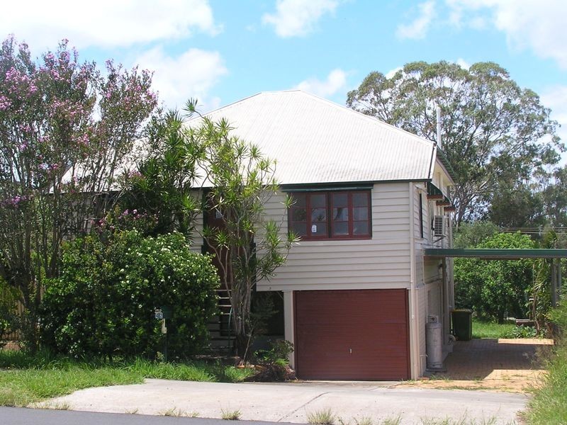 42 Weinam Street, Redland Bay QLD 4165