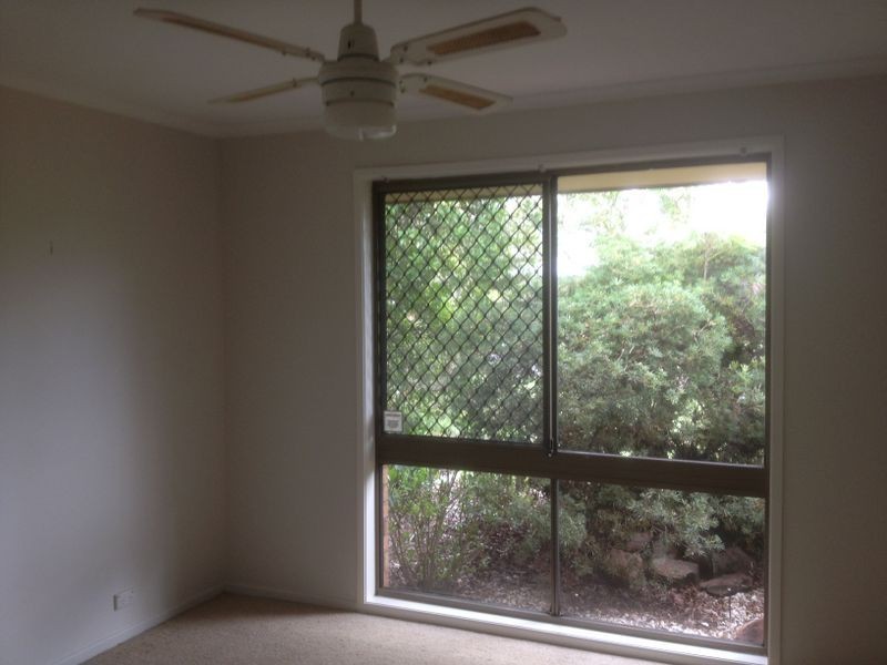 1 Yeovil Court, Alexandra Hills QLD 4161