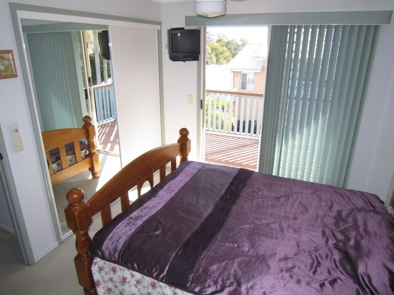 7/11 Trevally Court, Manly West QLD 4179