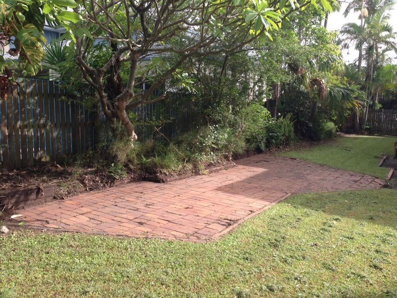 126 Barton Rd, Hawthorne QLD 4171