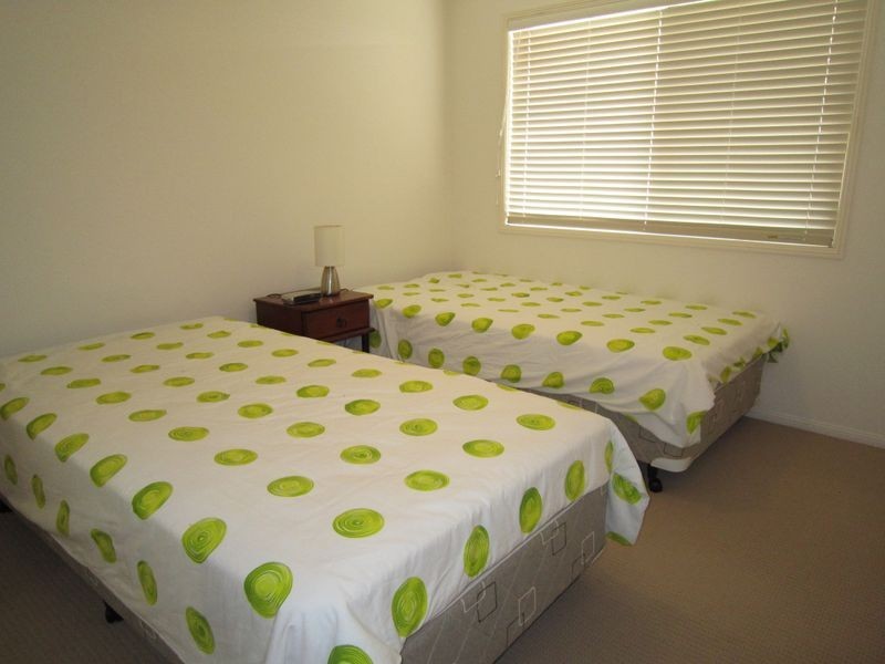 51 Olsen Crescent, Wakerley QLD 4154