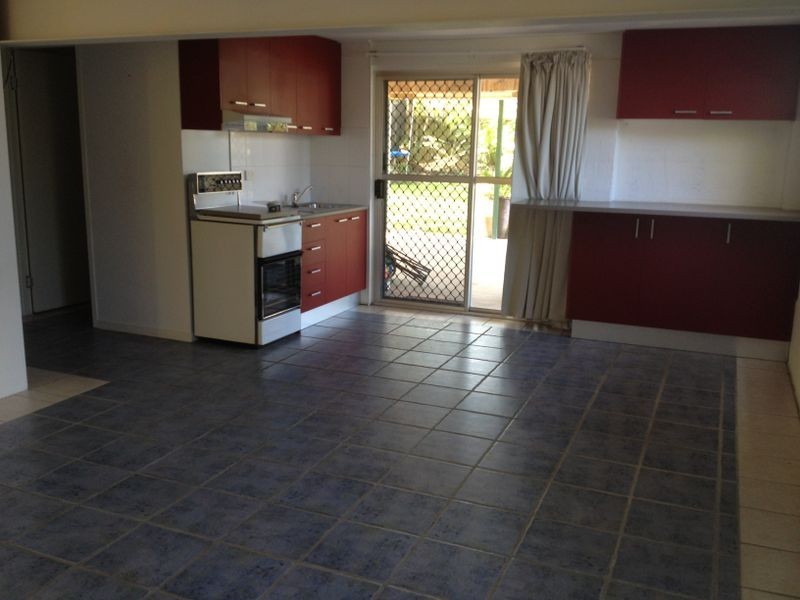 52 Kennedy Drive, Capalaba QLD 4157