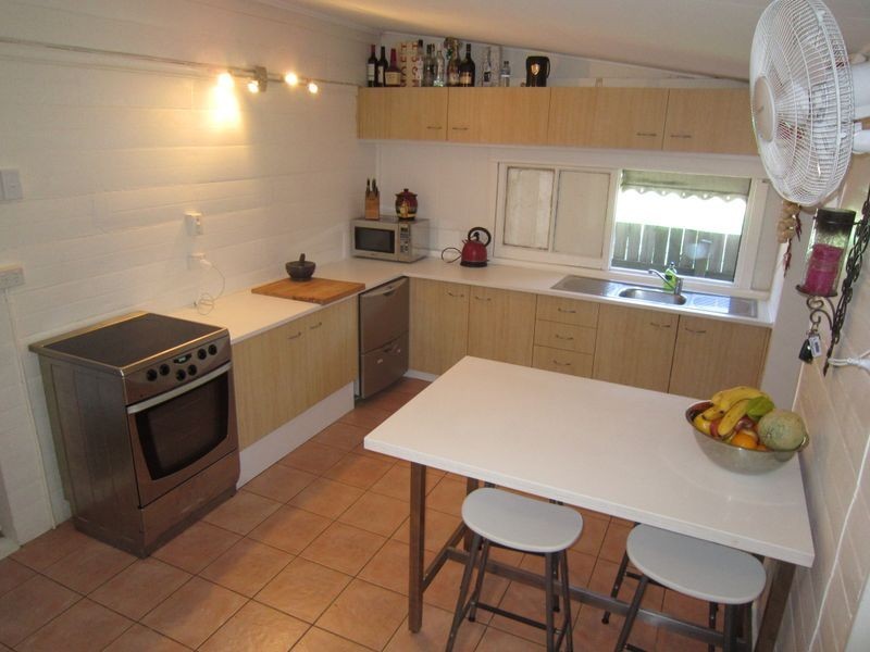 42 Hamilton Street, Tingalpa QLD 4173