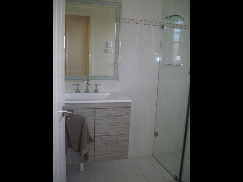 18 Sylvania Street, Wellington Point QLD 4160