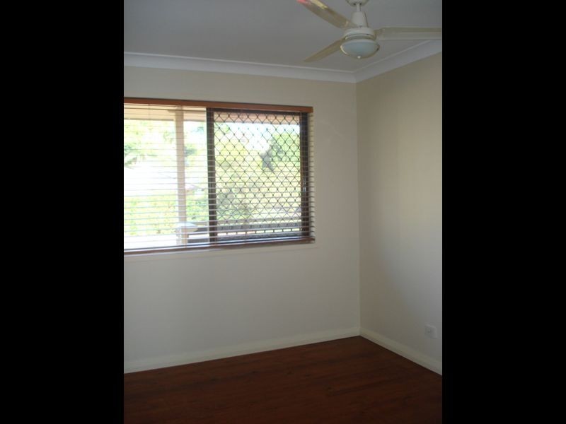 18 Sylvania Street, Wellington Point QLD 4160