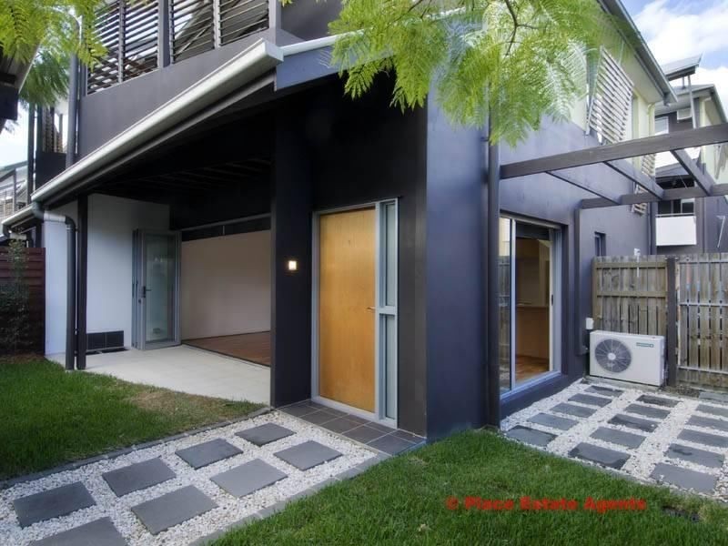 1/121 Hawthorne Road, Hawthorne QLD 4171