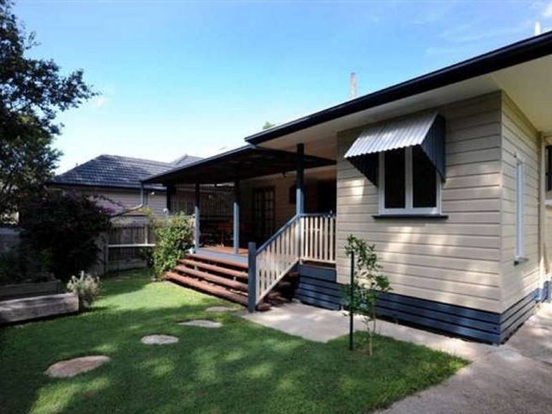 17 Sheperd Street, Wynnum QLD 4178