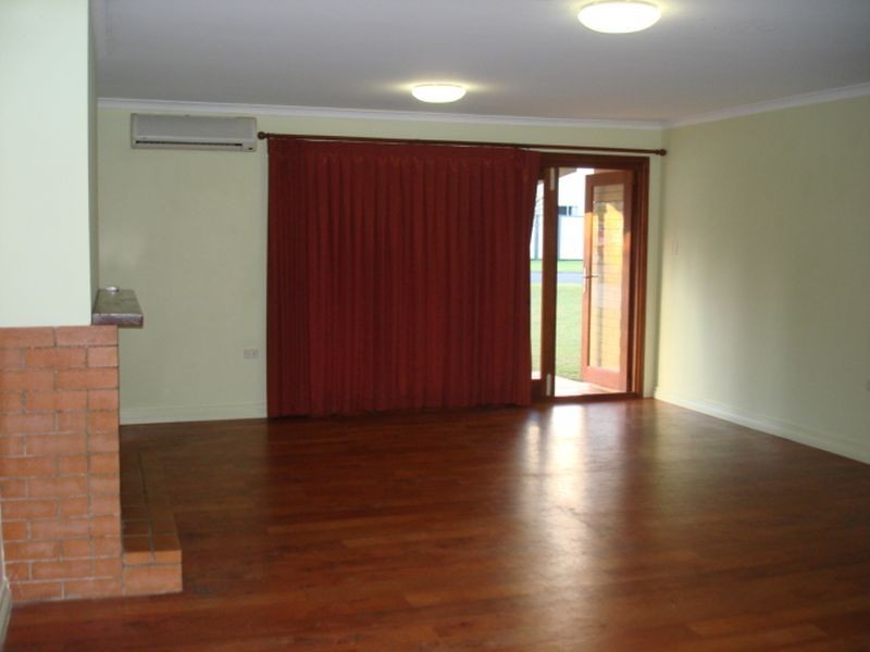 21 Phillip Street, Redland Bay QLD 4165