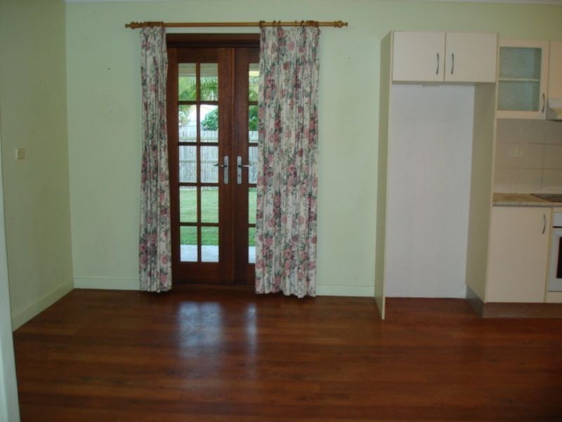 21 Phillip Street, Redland Bay QLD 4165