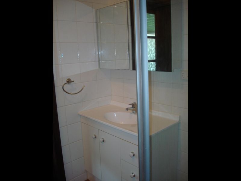 21 Phillip Street, Redland Bay QLD 4165