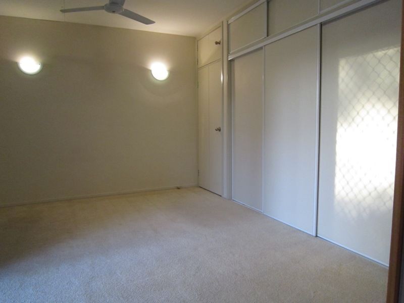 27a Arnold Street, Manly QLD 4179