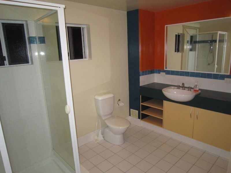 27a Arnold Street, Manly QLD 4179