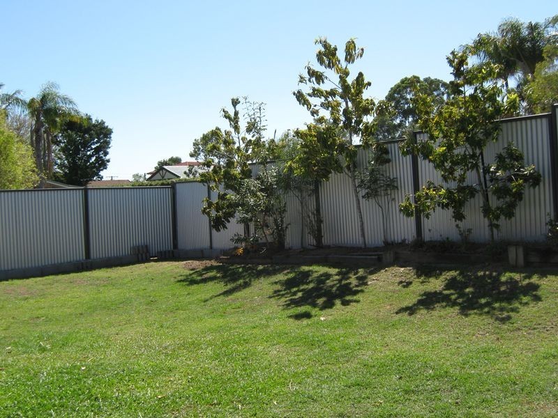 100 Winchester Road, Alexandra Hills QLD 4161